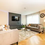 Twelve Hq Apartmán *