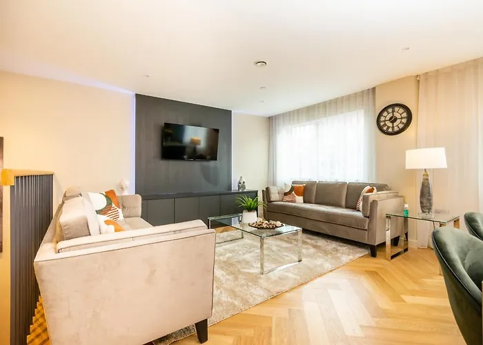 Twelve Hq Apartment *